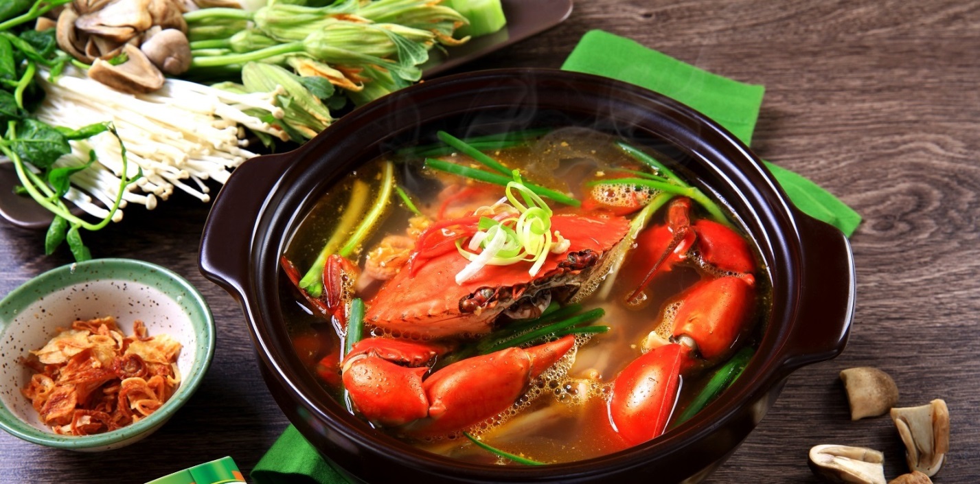 Lẩu cua biển kiểu thái - Món ngon đặc sản mà thực khách khi đến với Đà Nẵng không thể bỏ qua tại Nhà hàng Hải sản Ngọc Hương